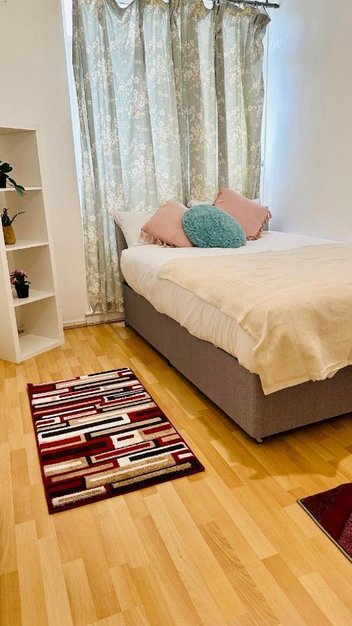 لندن Whites Inn المظهر الخارجي الصورة